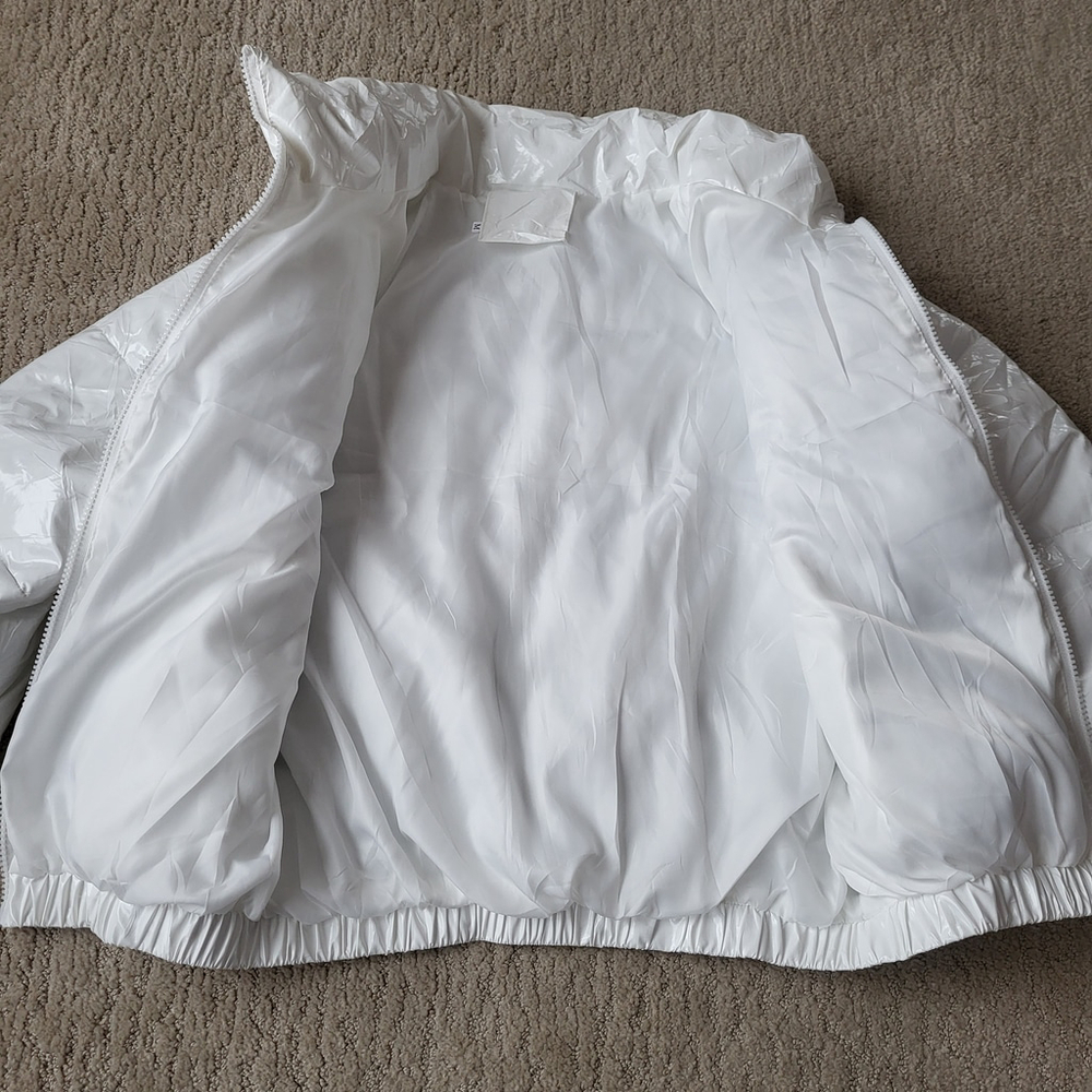 Women’s Shiny Cropped Puffer Jacket – Uaneo – White – Size M – NWT - Picture 7 of 12